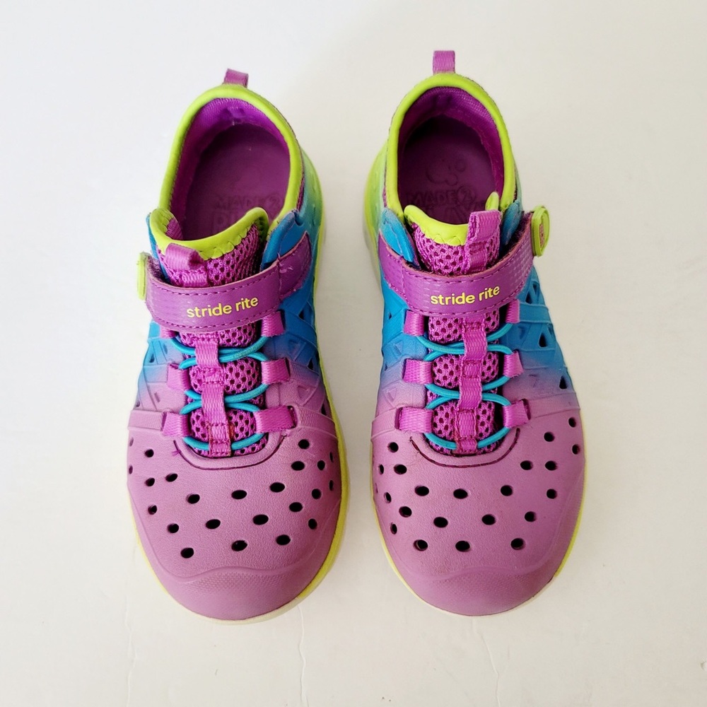 Stride Rite Slip On Sneaker Made2Play Phibian *Girls 12 - 8.5” Heel to T…
